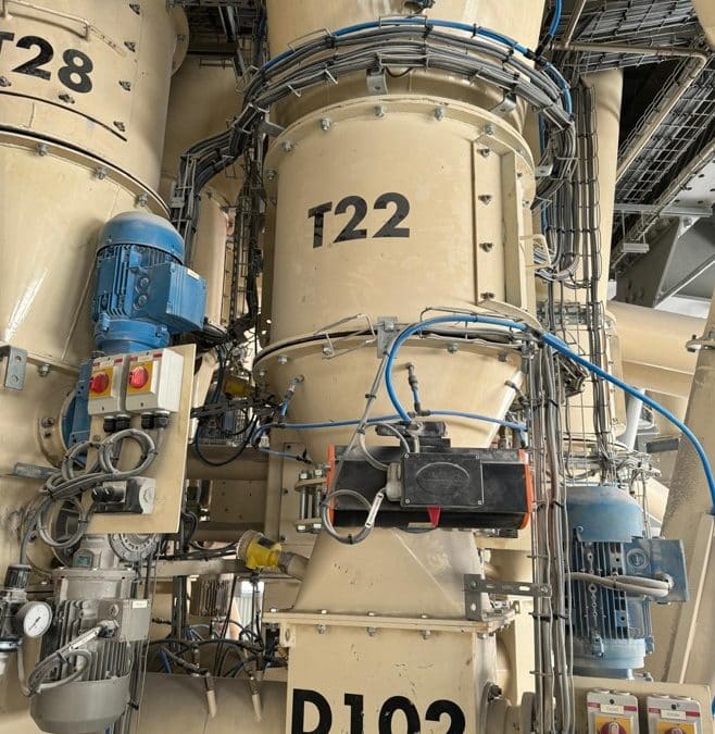 Rétrofit mécanique dans l’industrie minérale : dévouteur sur-mesure | STEMA